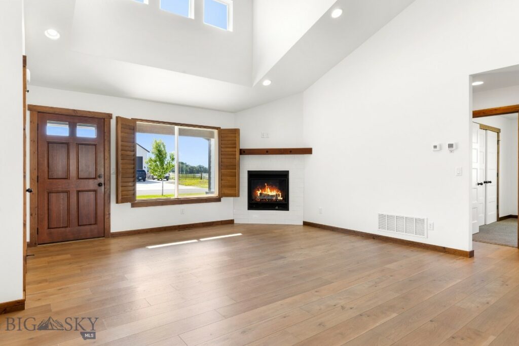 915 Stewart Loop, Bozeman MT 59718