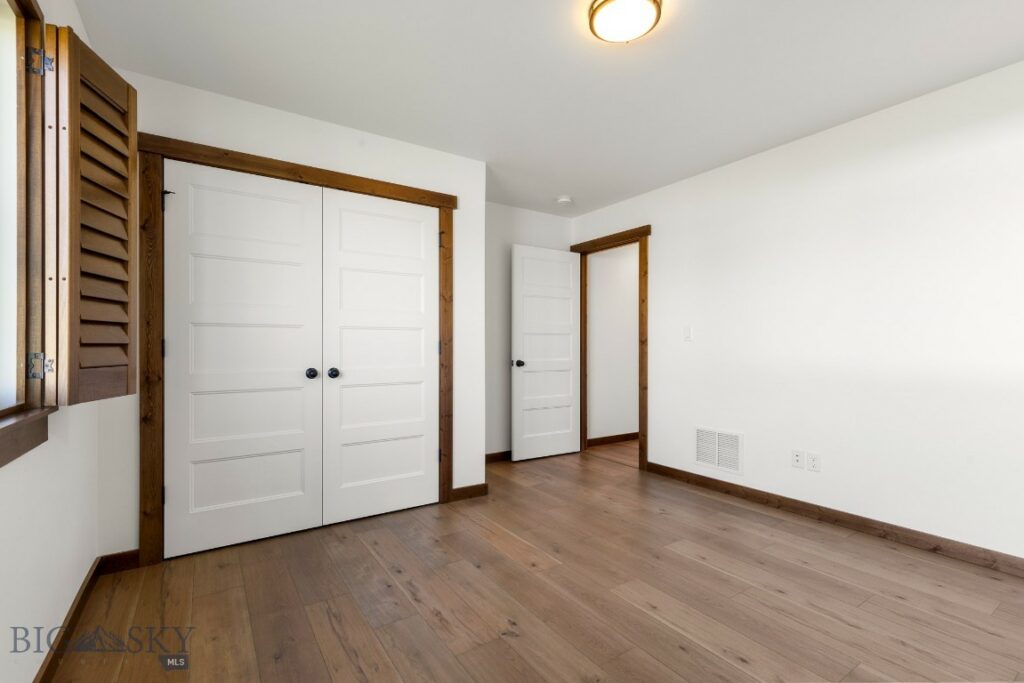 915 Stewart Loop, Bozeman MT 59718
