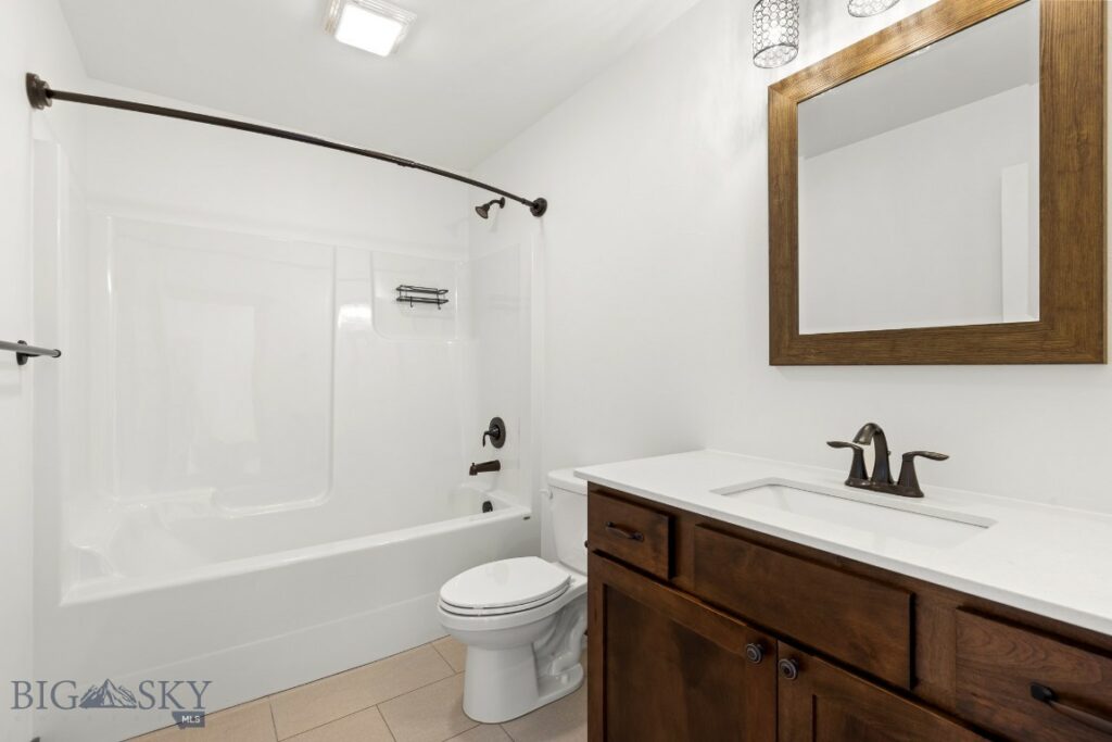 915 Stewart Loop, Bozeman MT 59718