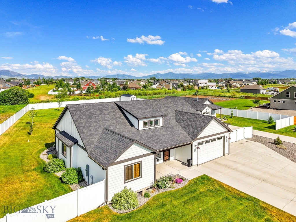 915 Stewart Loop, Bozeman MT 59718