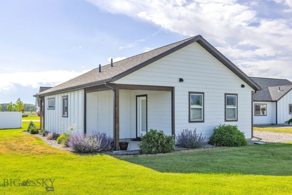 915 Stewart Loop, Bozeman MT 59718