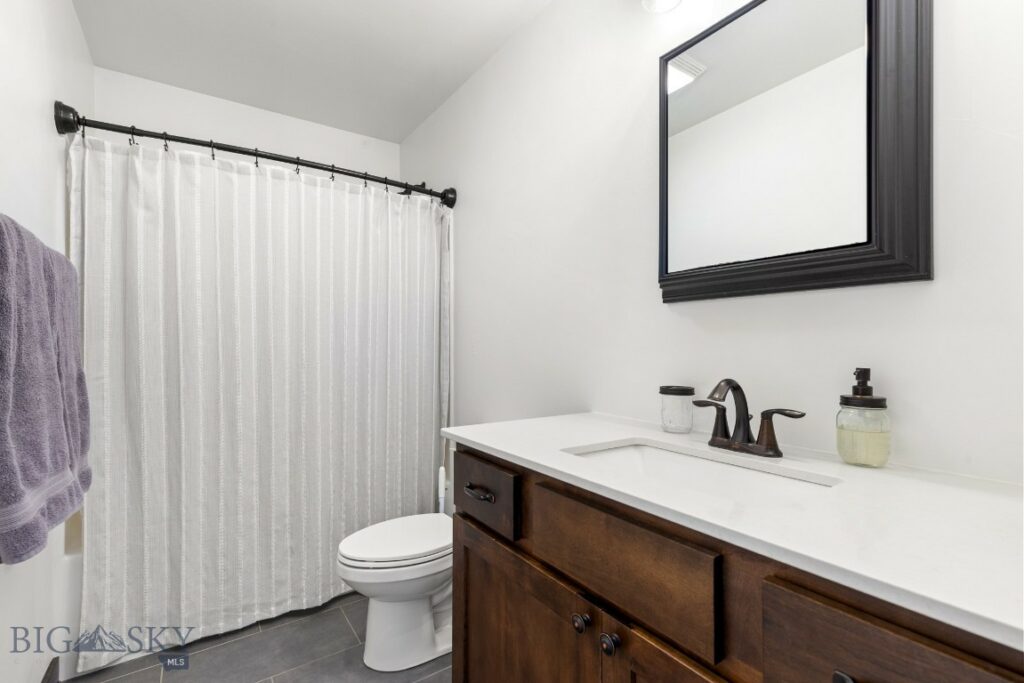915 Stewart Loop, Bozeman MT 59718