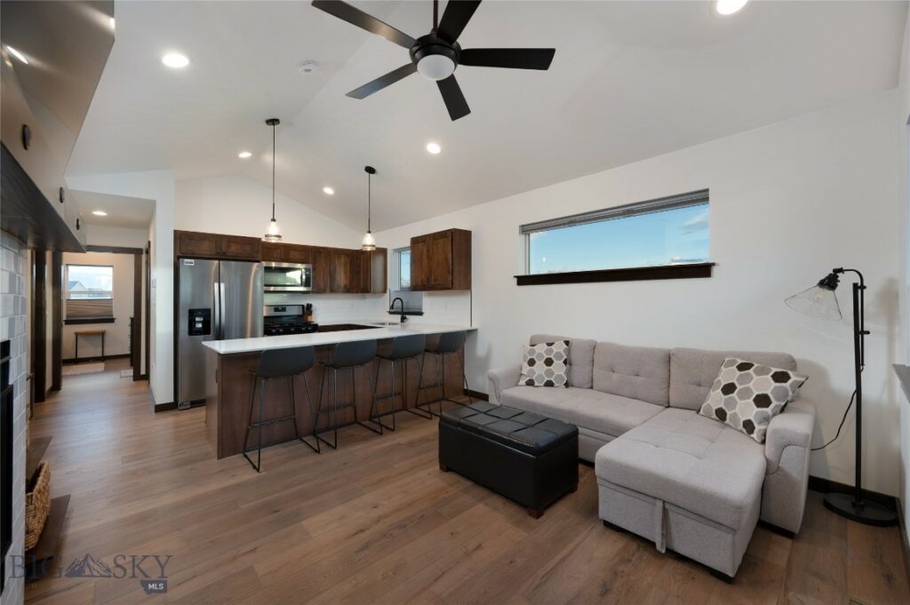 915 Stewart Loop, Bozeman MT 59718