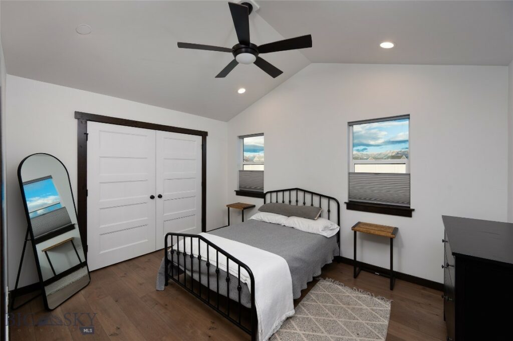 915 Stewart Loop, Bozeman MT 59718