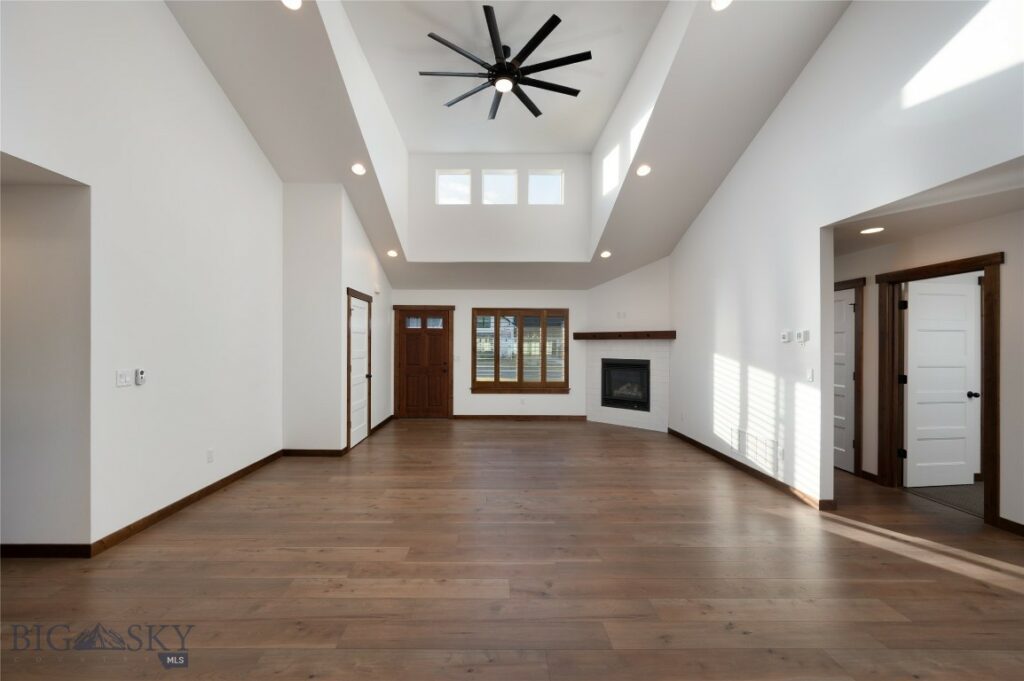 915 Stewart Loop, Bozeman MT 59718