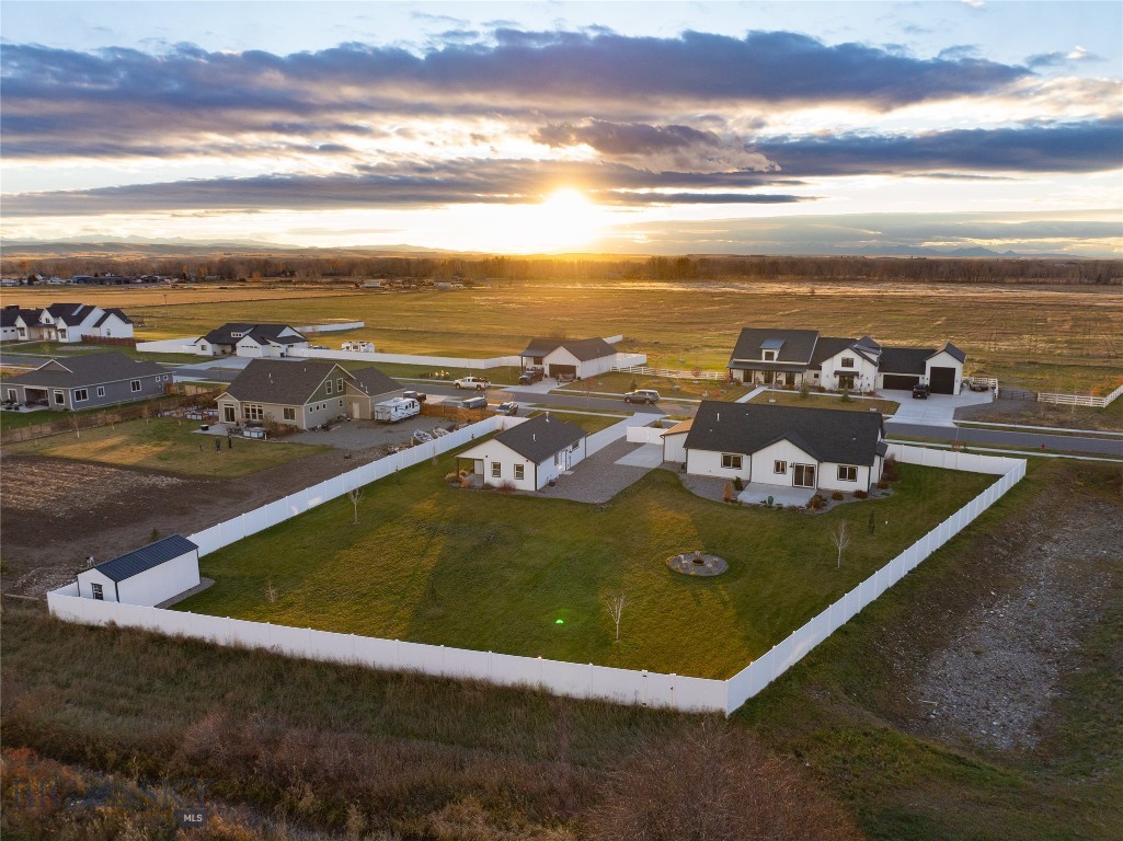 915 Stewart Loop, Bozeman MT 59718