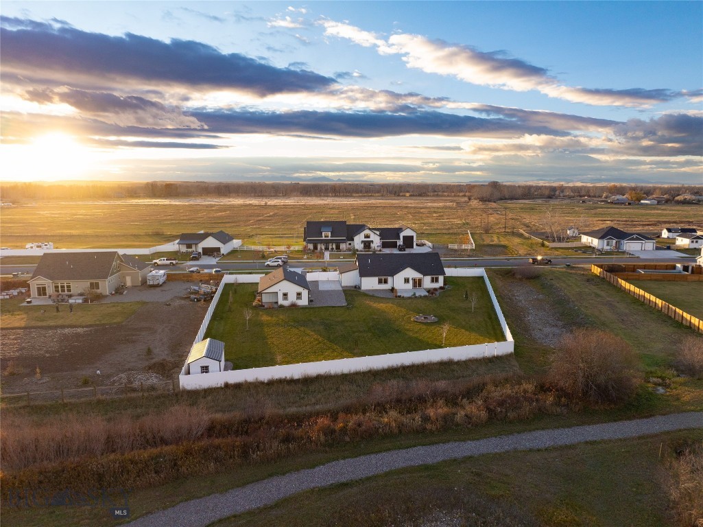 915 Stewart Loop, Bozeman MT 59718