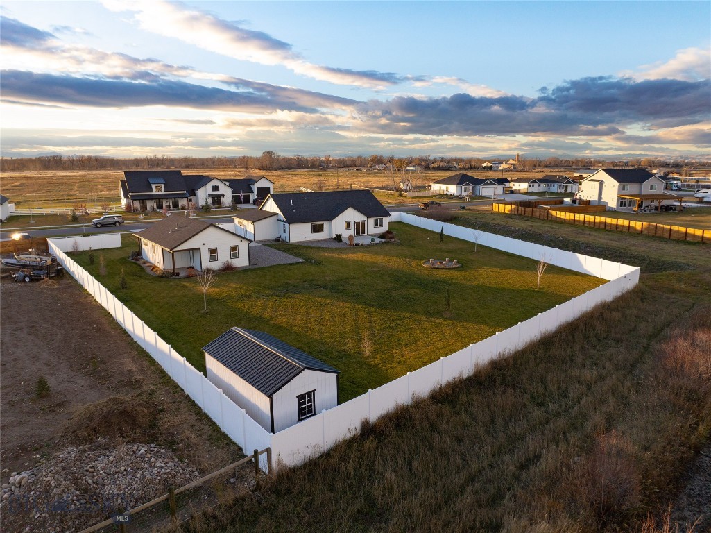 915 Stewart Loop, Bozeman MT 59718