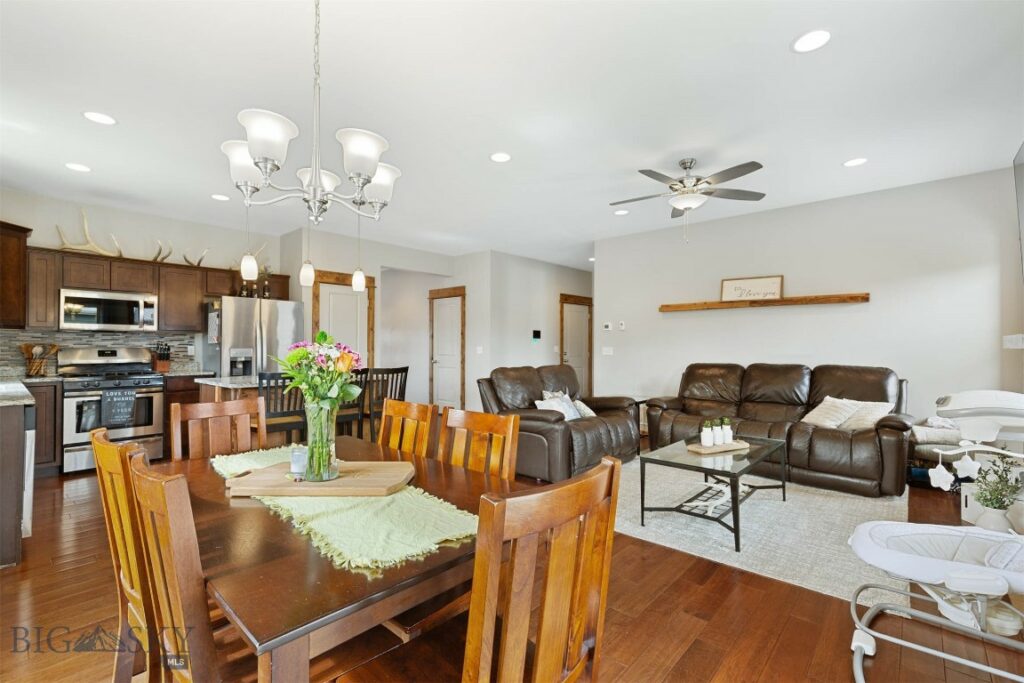 921 New Mexico Drive, Belgrade MT 59714
