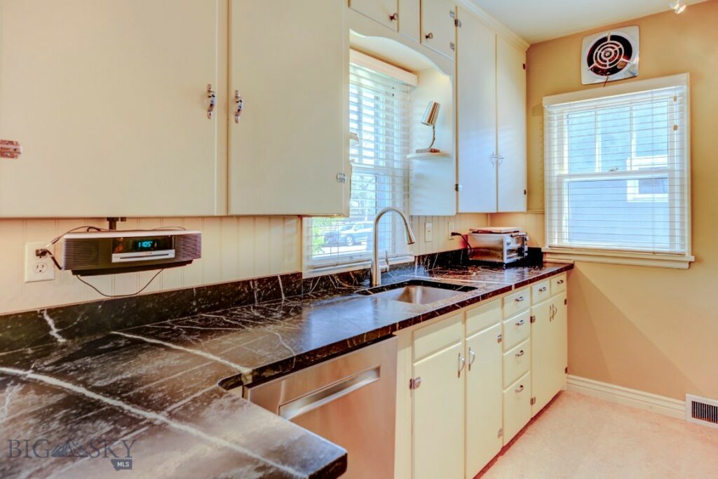 923 W Clark Street, Livingston MT 59047