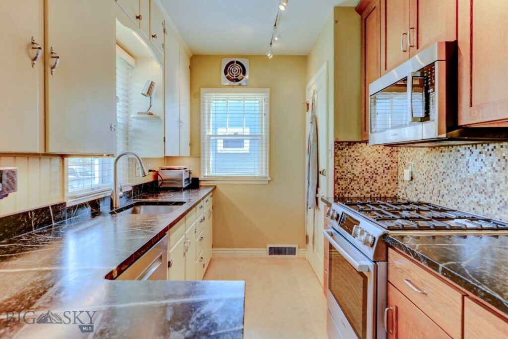 923 W Clark Street, Livingston MT 59047