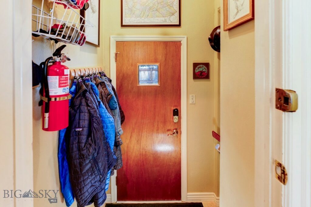 923 W Clark Street, Livingston MT 59047