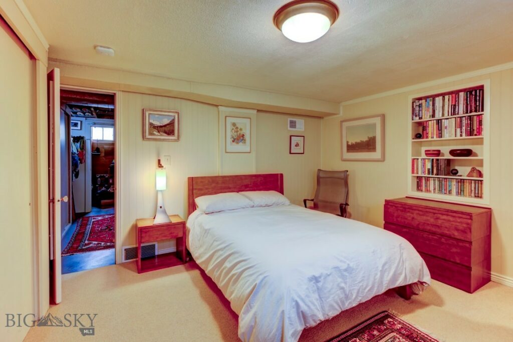 923 W Clark Street, Livingston MT 59047