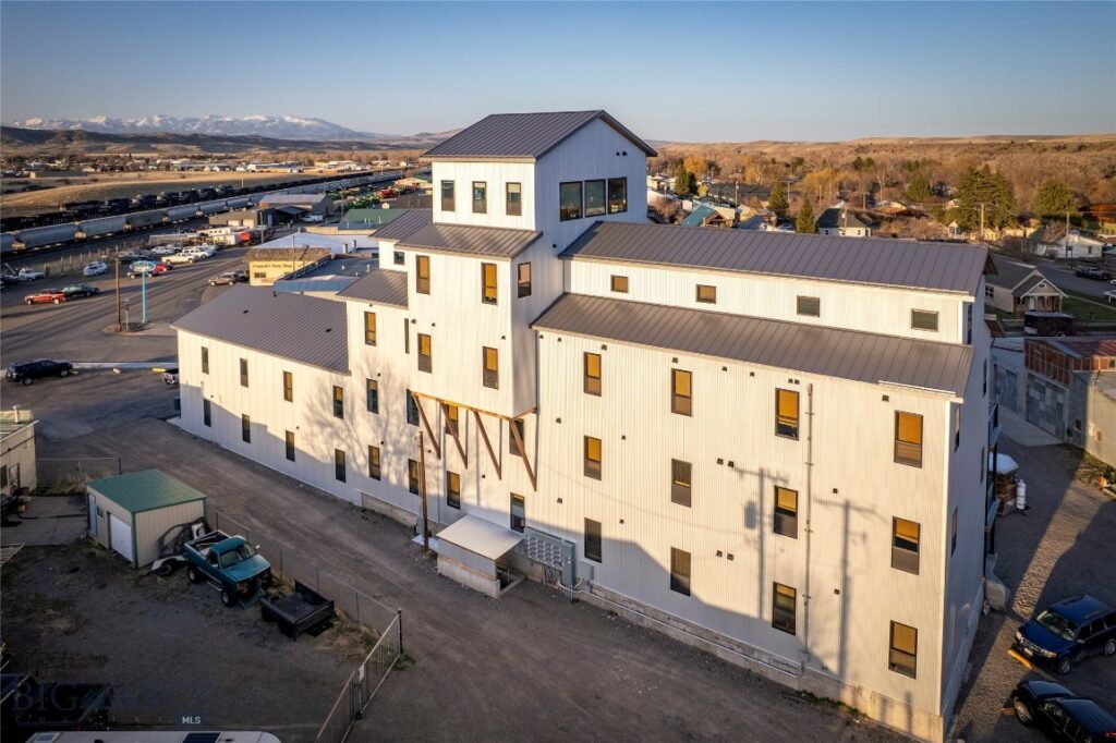 924 E Park Street, Livingston MT 59047