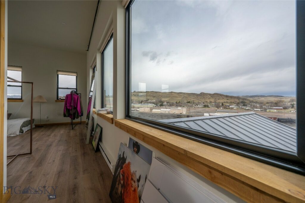 924 E Park Street, Livingston MT 59047