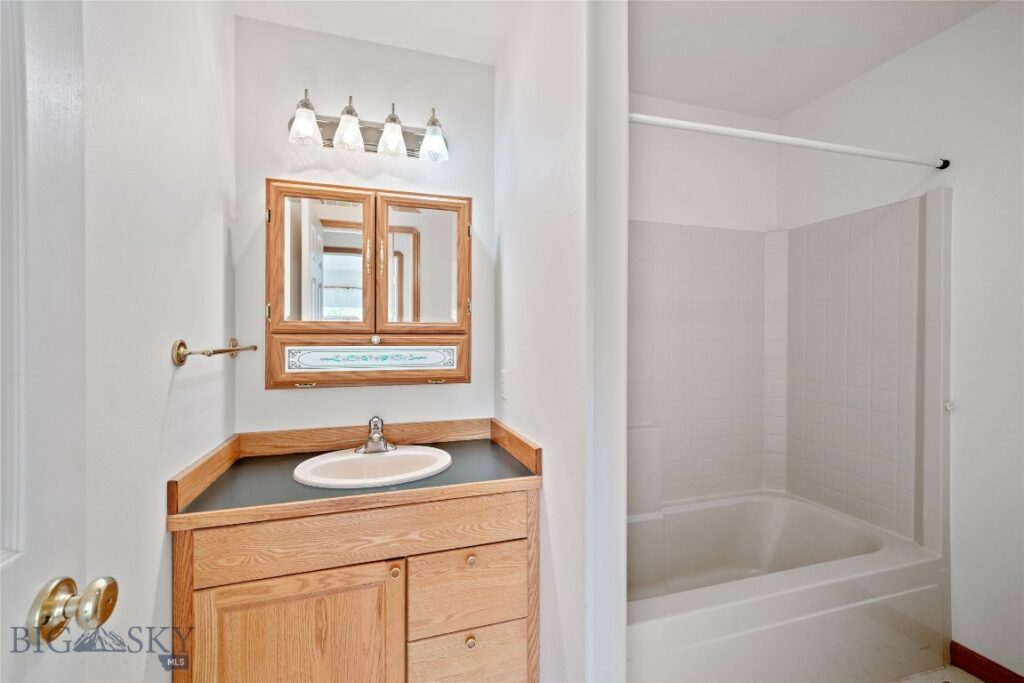 928 Mountain Ash, Bozeman MT 59718