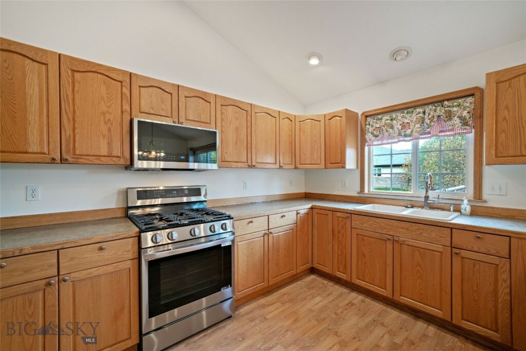 928 Mountain Ash, Bozeman MT 59718