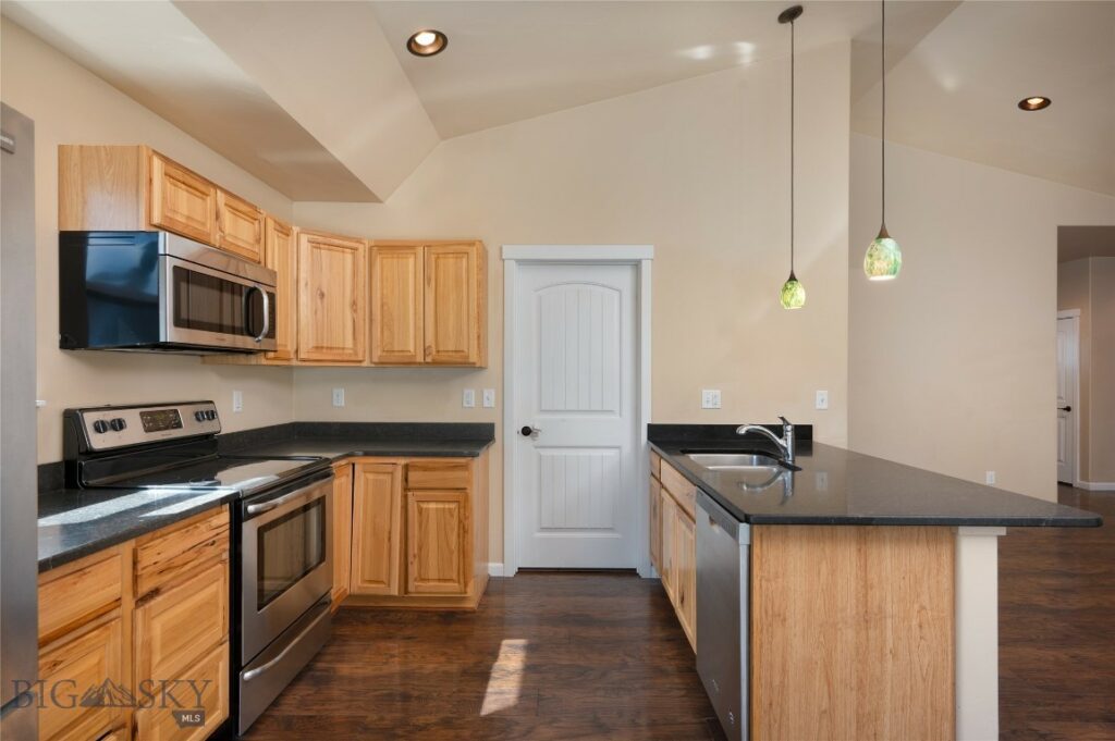 928 New Mexico, Belgrade MT 59714