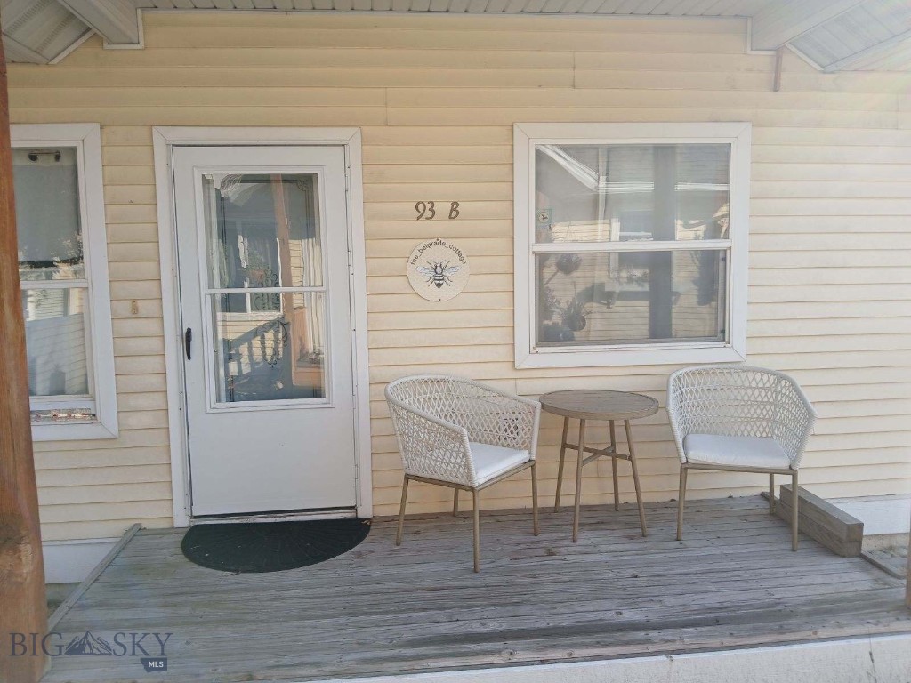 93 8th Street, Belgrade MT 59714