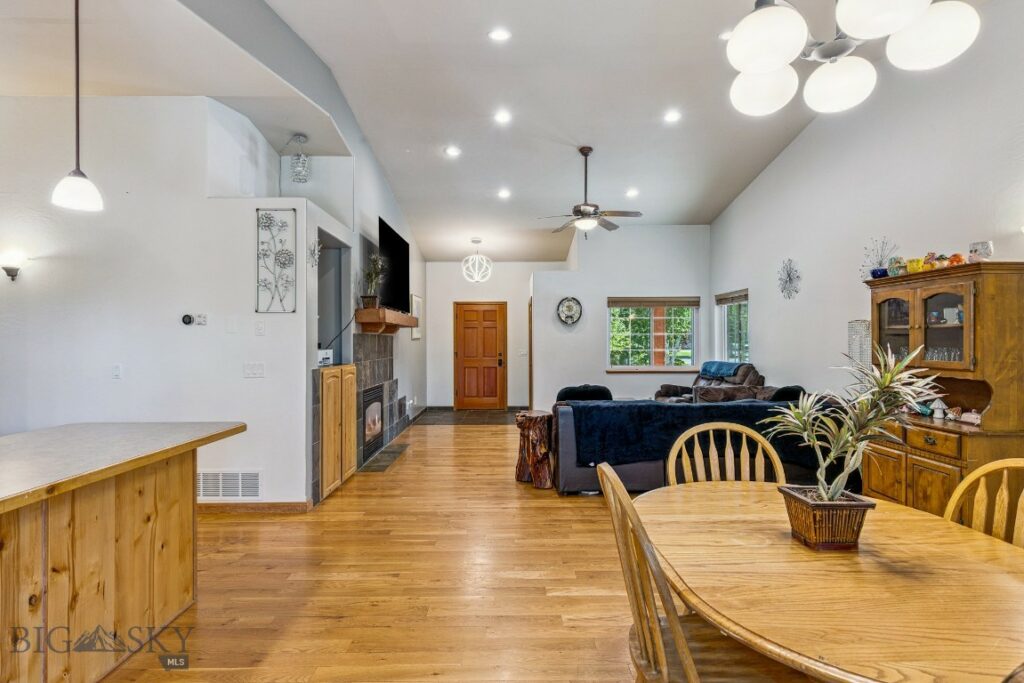 93 Landmark Drive, Belgrade MT 59714
