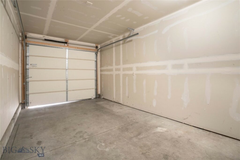 935 Forestglen Drive, Bozeman MT 59718