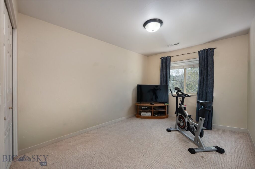 935 Forestglen Drive, Bozeman MT 59718