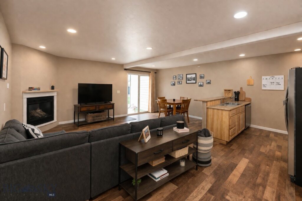 935 Forestglen Drive, Bozeman MT 59718