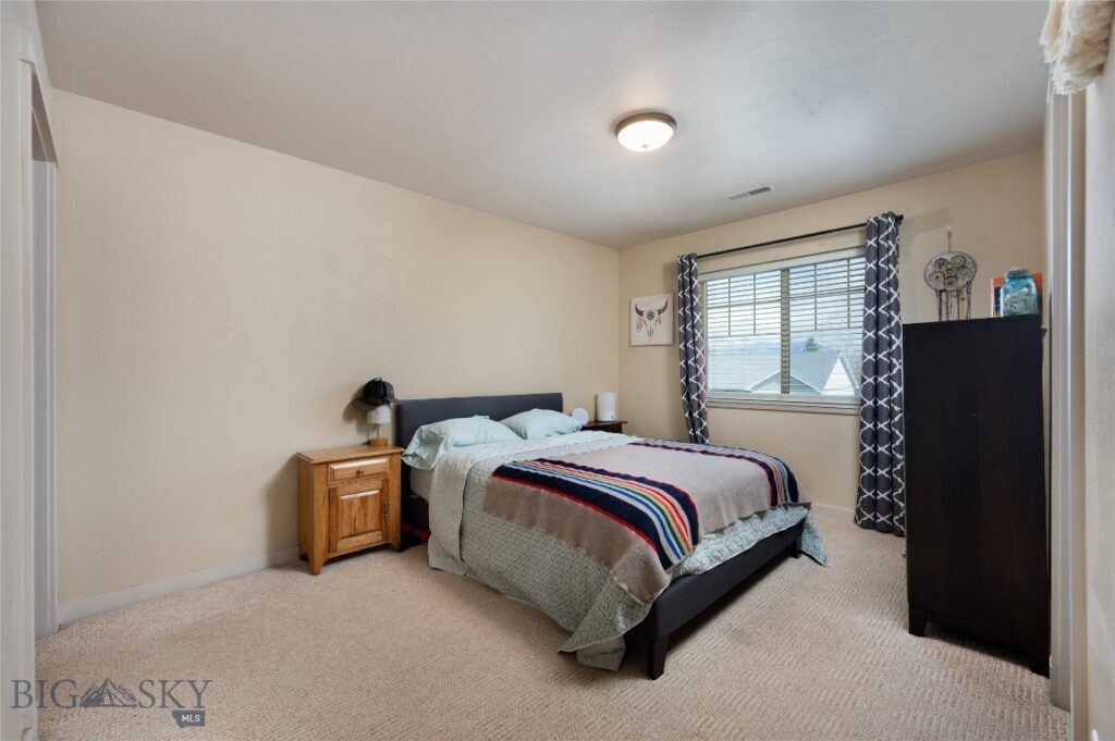 935 Forestglen Drive, Bozeman MT 59718