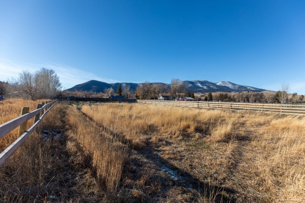 94 Willow Drive, Livingston MT 59047