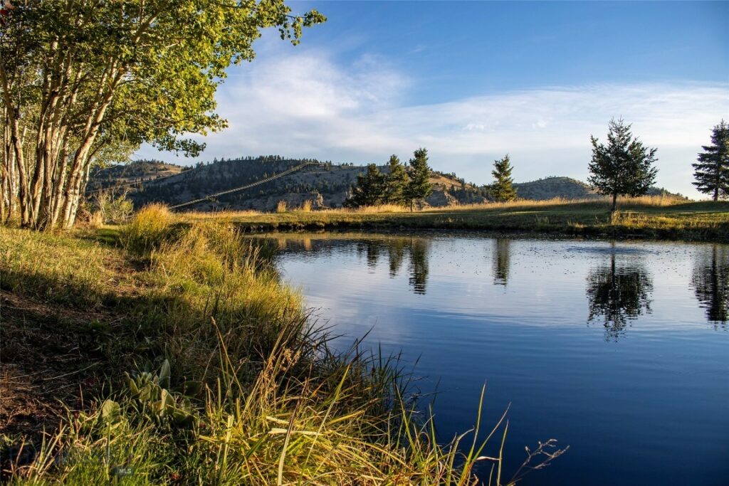 94 Sky Band Trail, Livingston MT 59047