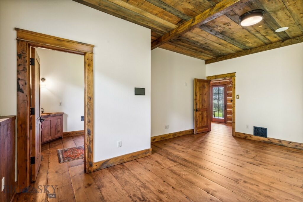 94 Sky Band Trail, Livingston MT 59047