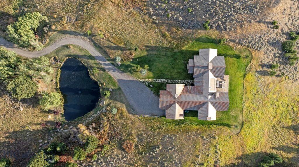 94 Sky Band Trail, Livingston MT 59047