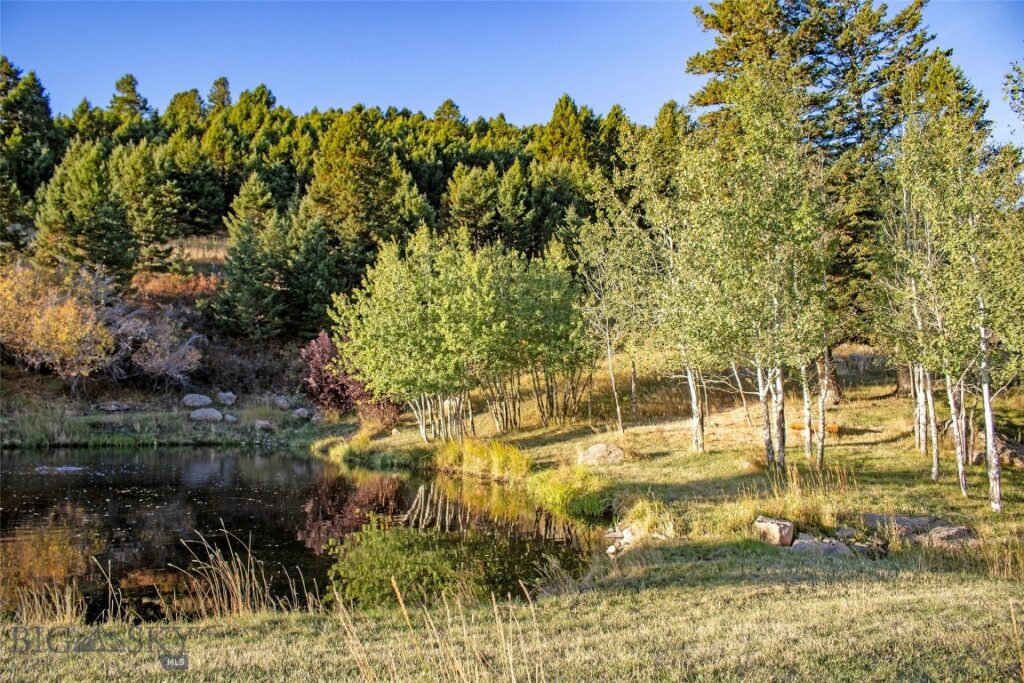 94 Sky Band Trail, Livingston MT 59047