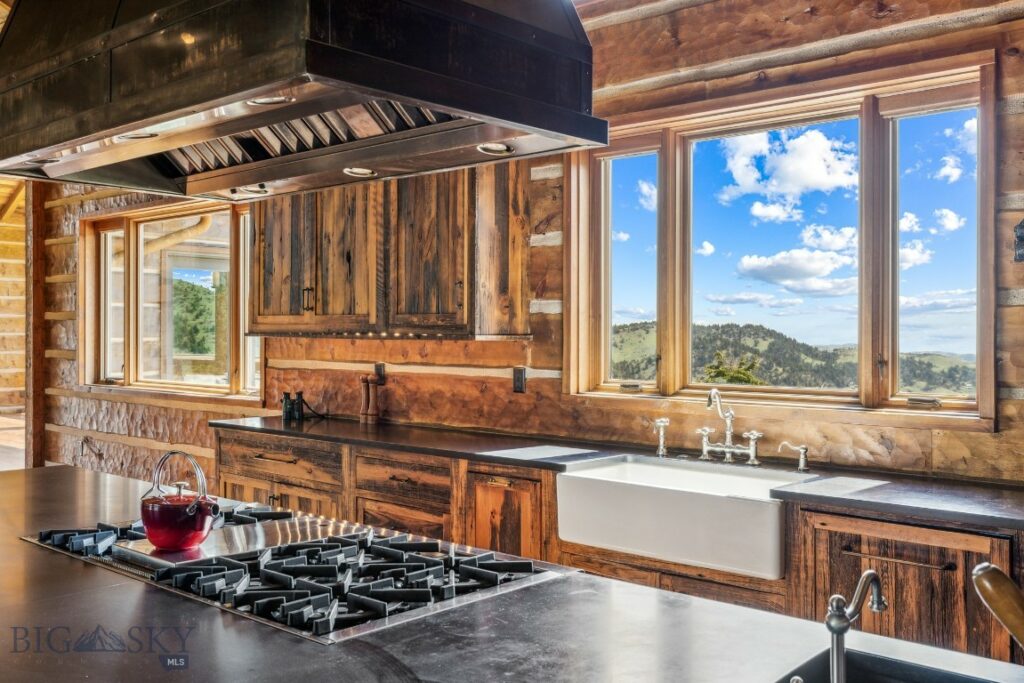 94 Sky Band Trail, Livingston MT 59047