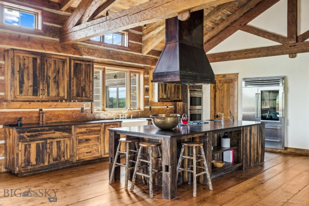 94 Sky Band Trail, Livingston MT 59047