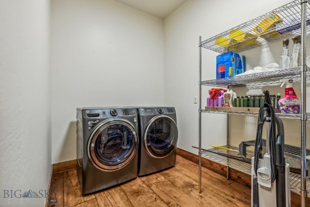 94 Sky Band Trail, Livingston MT 59047