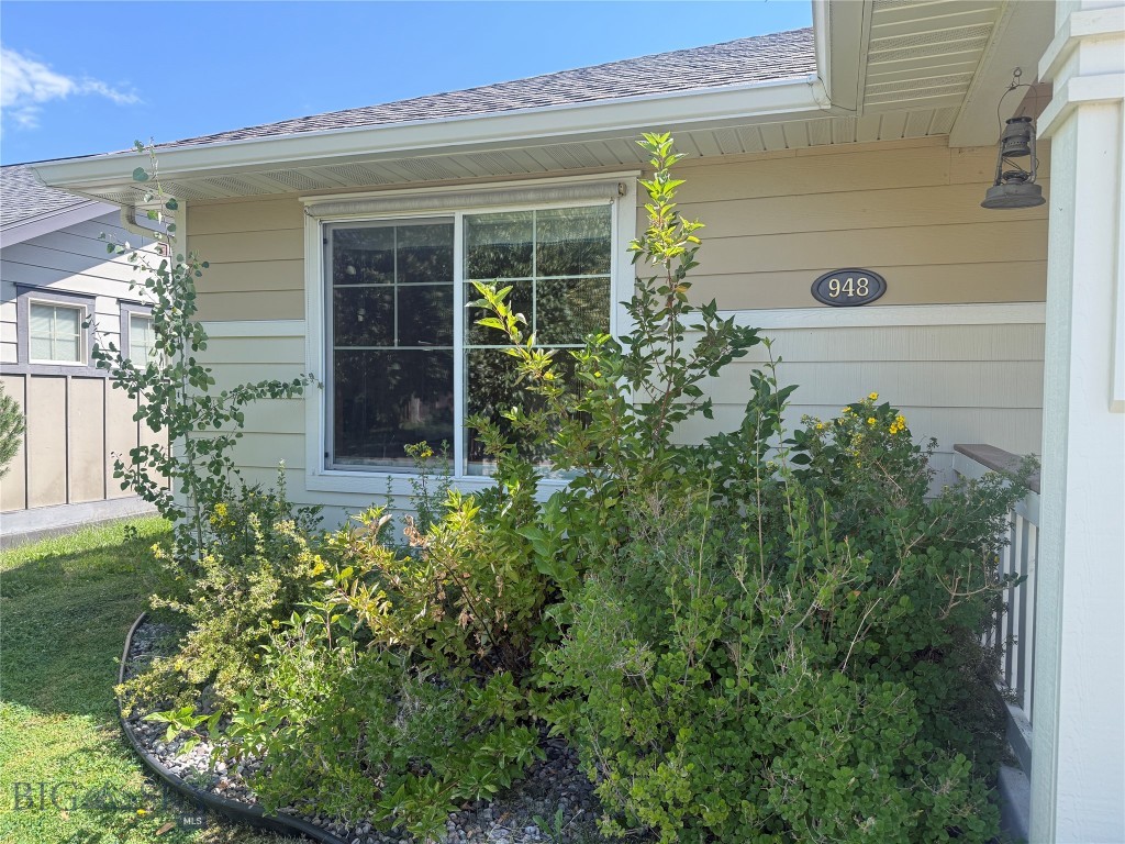 948 Flanders Creek Avenue, Bozeman MT 59718