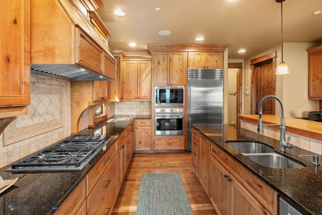 96 Highnoon, Bozeman MT 59718