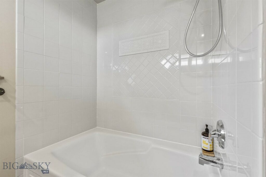 966 Meagher, Bozeman MT 59718