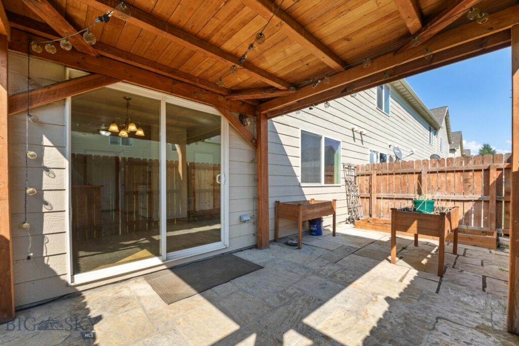 970 N River Rock Drive, Belgrade MT 59714
