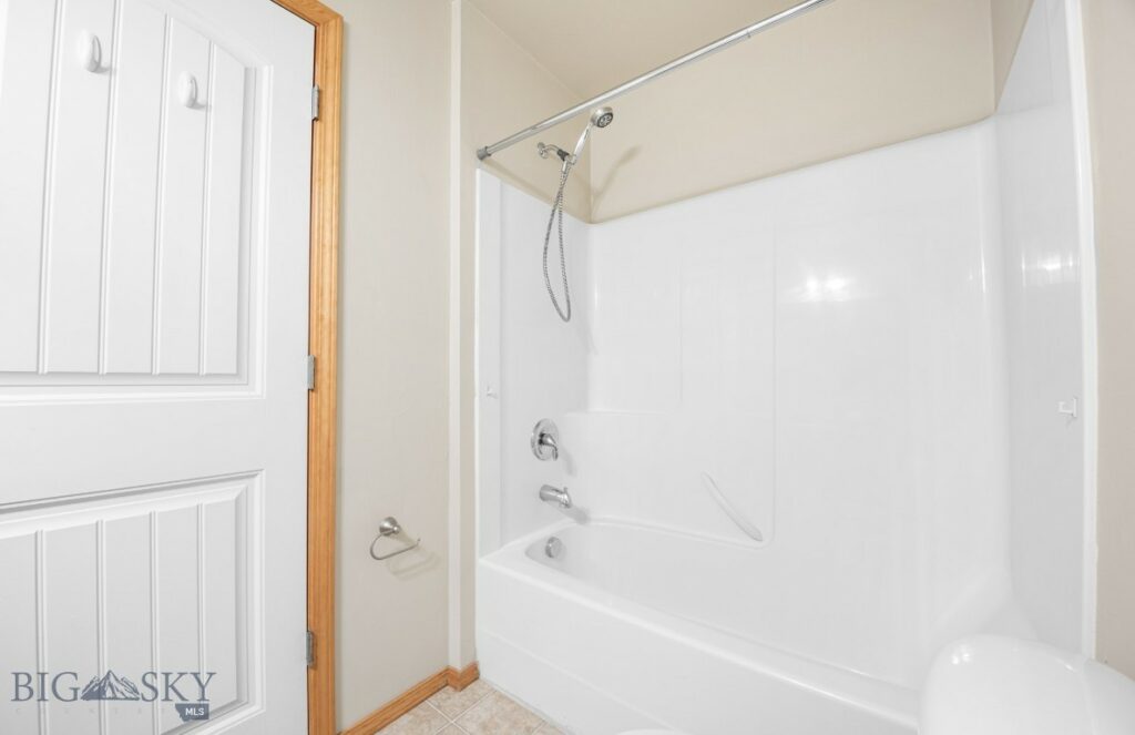 970 N River Rock Drive, Belgrade MT 59714