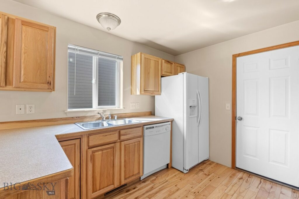 970 N River Rock Drive, Belgrade MT 59714