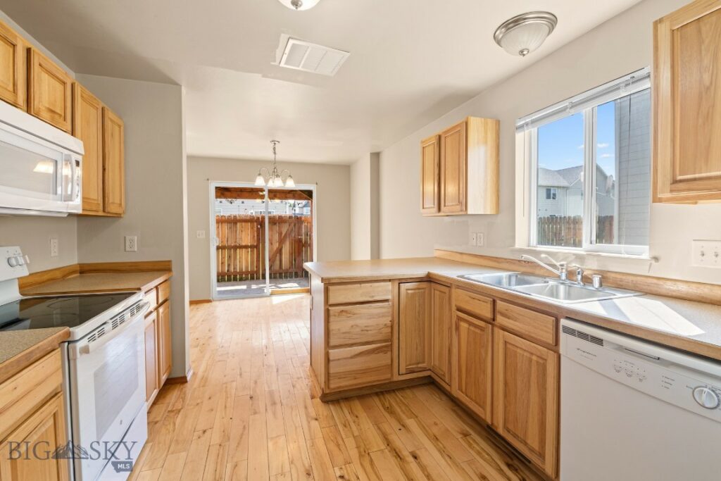 970 N River Rock Drive, Belgrade MT 59714