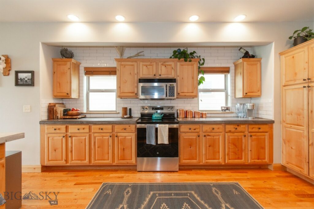 975 Jessie Way, Bozeman MT 59715