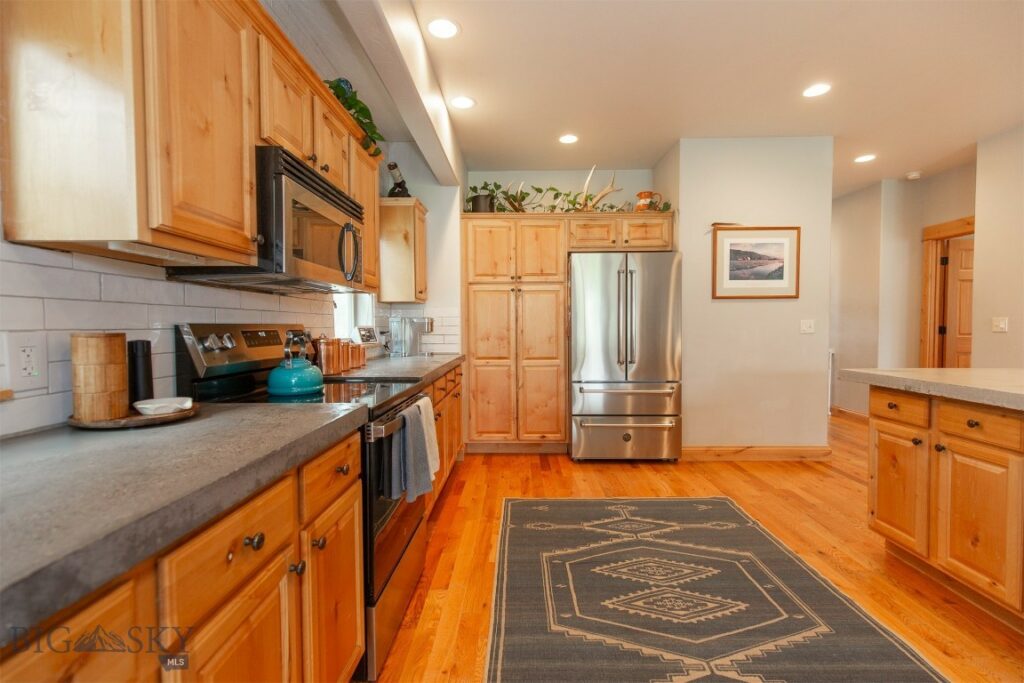 975 Jessie Way, Bozeman MT 59715