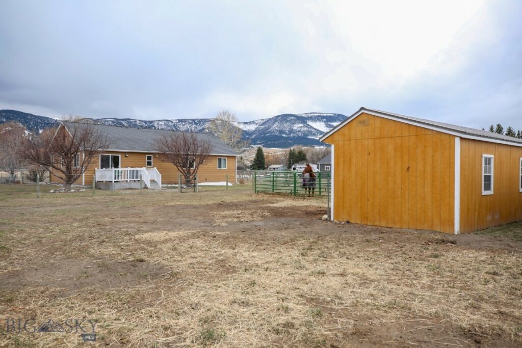 98 Miller Drive, Livingston MT 59047