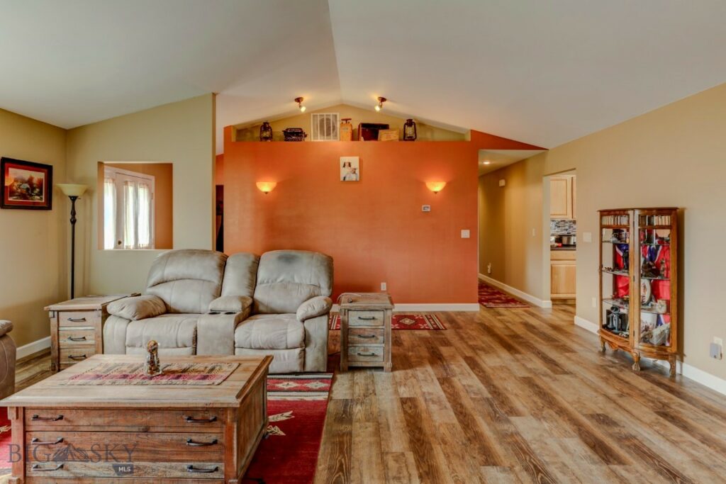 98 Miller Drive, Livingston MT 59047