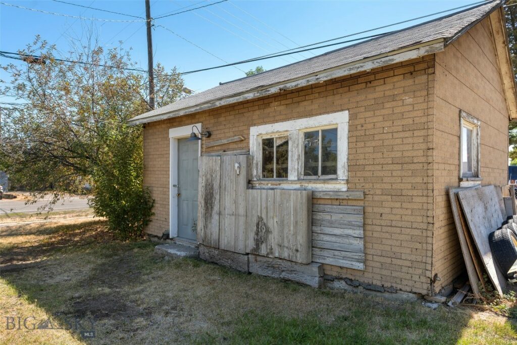 98 N Quaw Boulevard, Belgrade MT 59714