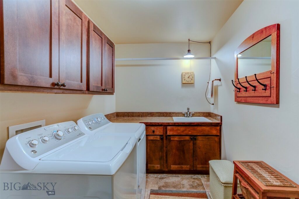 9848 Durston Road, Bozeman MT 59718
