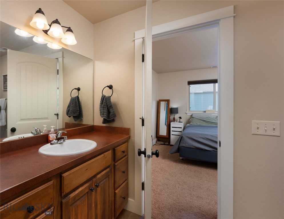 996 Saxon Way, Bozeman MT 59718